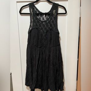 Free People Black Lace/Flower Fabric Tank Dress size Medium